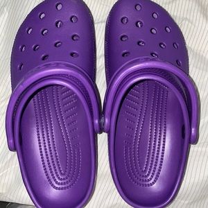 Unisex Purple crocs !!